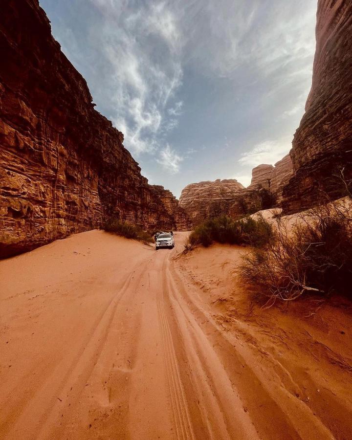 Wadi Rum Fun Time Tour'S Buitenkant foto