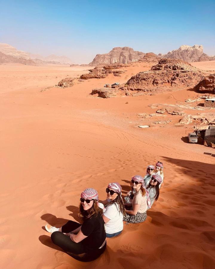 Wadi Rum Fun Time Tour'S Buitenkant foto