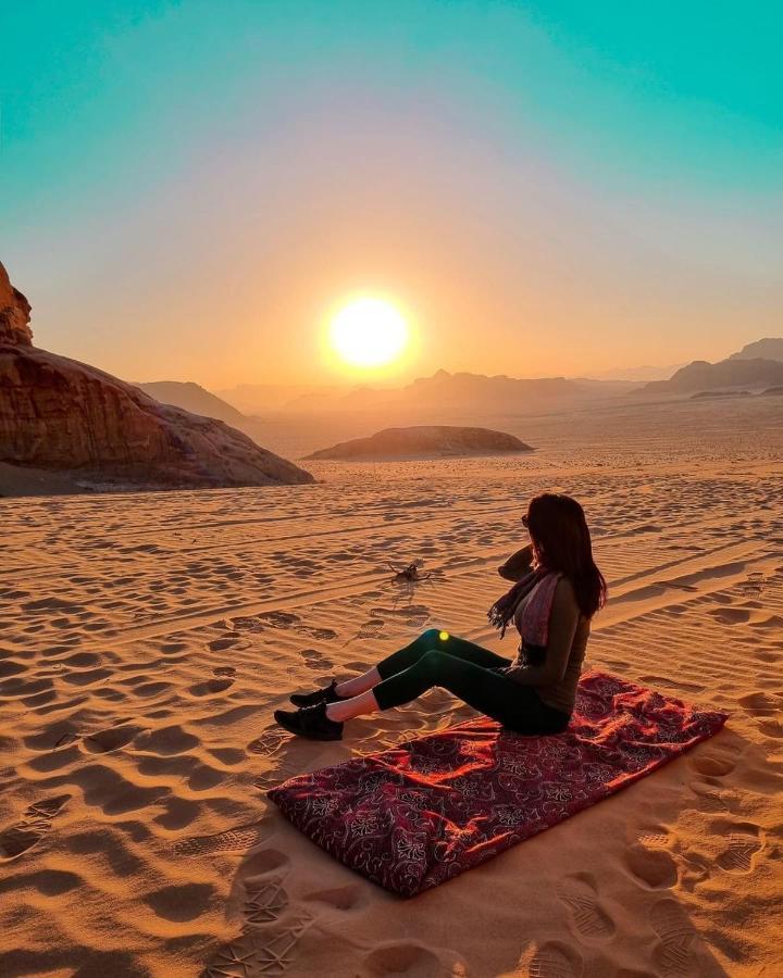 Wadi Rum Fun Time Tour'S Buitenkant foto