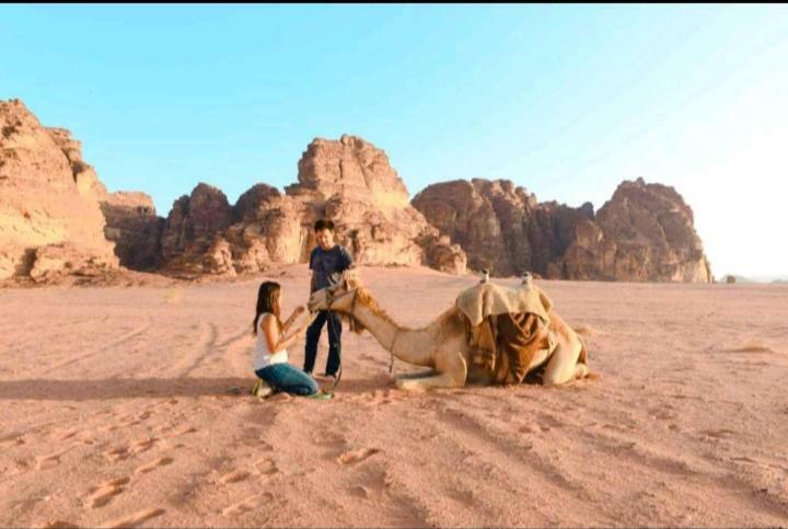 Wadi Rum Fun Time Tour'S Buitenkant foto